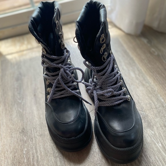 Lamoda black platform boots - Picture 2 of 4